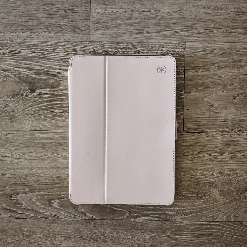 COPY - NWOT 9.7